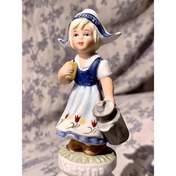 Vintage 1980 Katrina Netherlands Limited Edition World of Children Bell - Picture 5 of 7